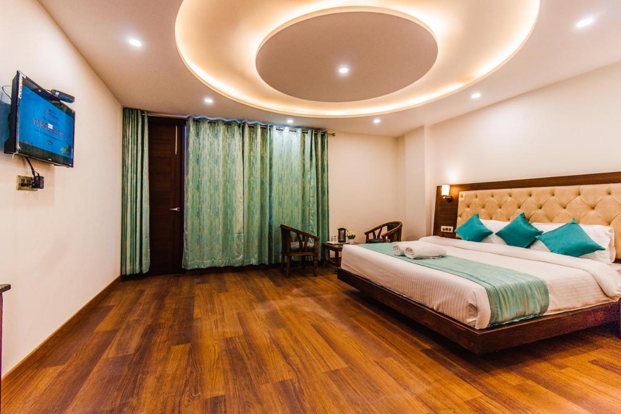 Hotel Misty Mountain Manali Zewnętrze zdjęcie